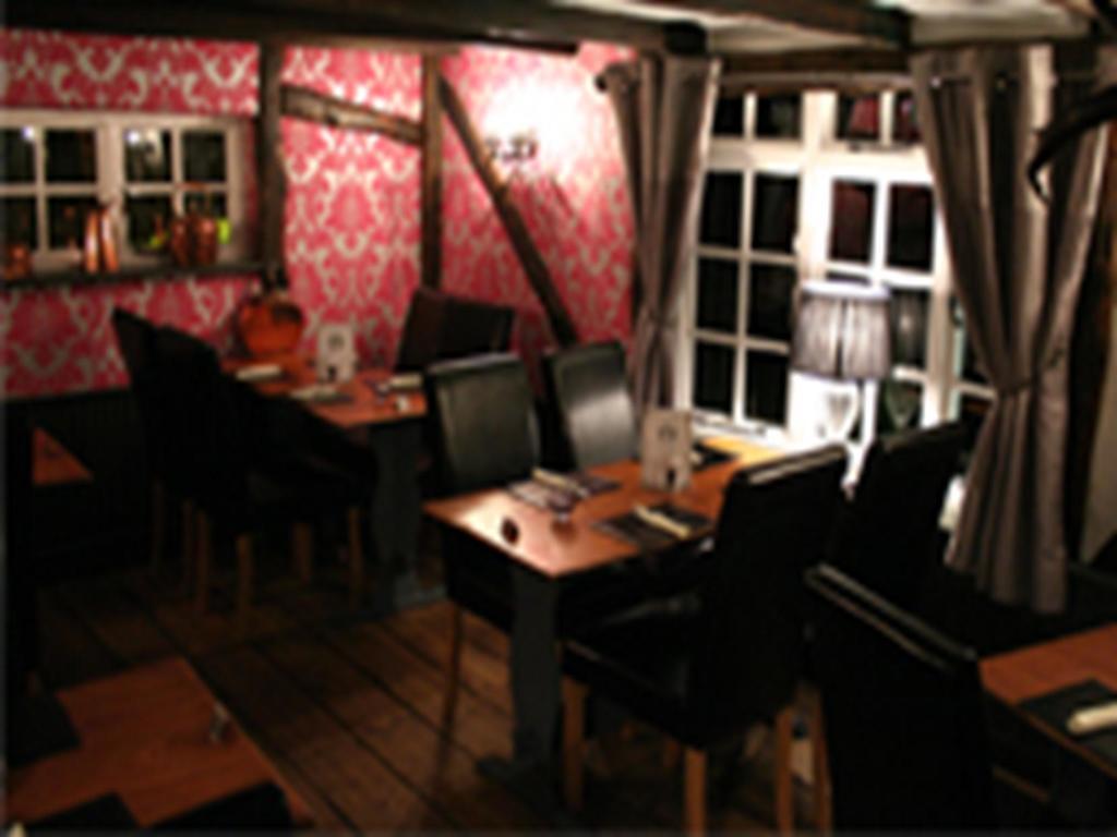 The King William IV Bed and Breakfast Royston Exteriör bild