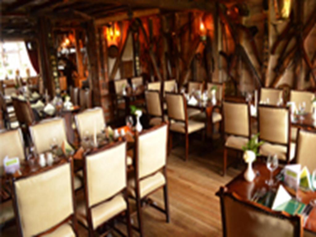 The King William IV Bed and Breakfast Royston Exteriör bild